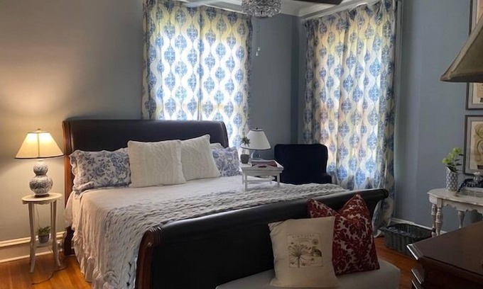 Laurel Cama Y Desayuno | The Stinson Suite, Jenny's Downtown Hideaway Bed and Breakfast-The Stinson Suite