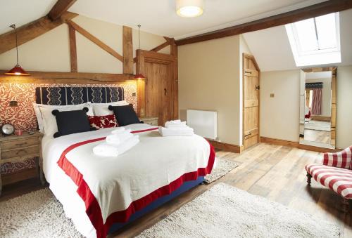 Downton on the Rock Casa | The Stone Barn