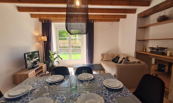 Oelleville Casa | Las piedras de la felicidad. Casa de pueblo