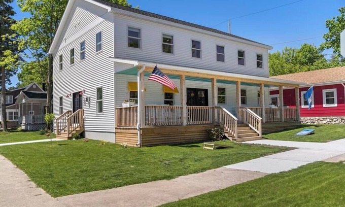 Charlevoix Casa | The Storehouse Charlevoix, MI - New Construction!