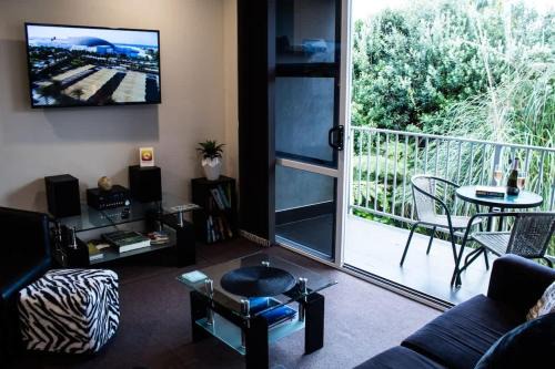 Rewa Apartamento | The Strandon - loft style central apartment
