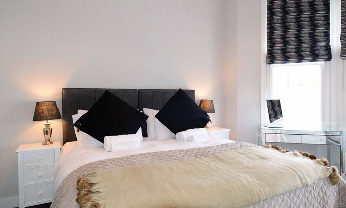 Whitnash Apartamento | Beautifully furnished Leamington Spa Apartment