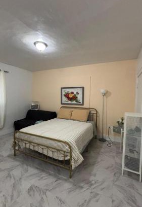 East Little Havana Apartamento | The Studio 6 Little Havana Walk to Marlins Stadium