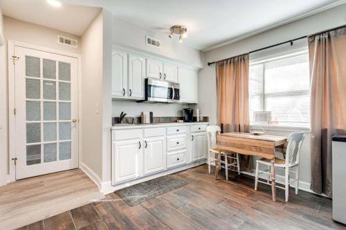 Franklin Casa | The Suite Spot 1 bedroom