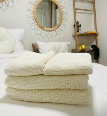 Calgary Casa | The SuiteLife, Calgary