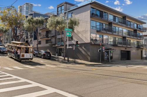 Fisherman's Wharf Complejo | The Suites at Fisherman's Wharf