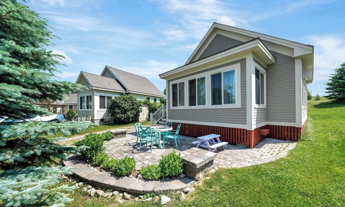 Cherry Valley Casa | The Sumac - 8 Natures