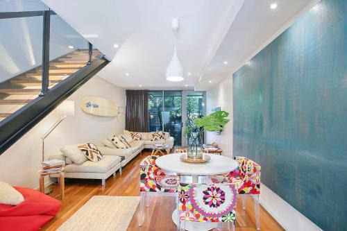 South Brisbane Casa | The Sun Catcher - A Trendy South Brisbane Townhouse