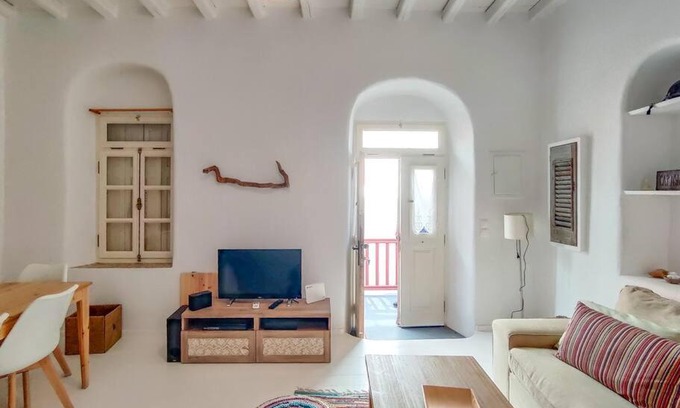 Mykonos Casa | The Sunday House in the heart of Mykonos Town