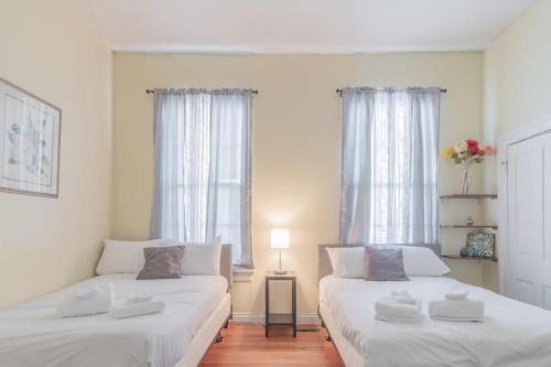 Columbus Casa | The Sunny Southern Manse Large Downtown Home