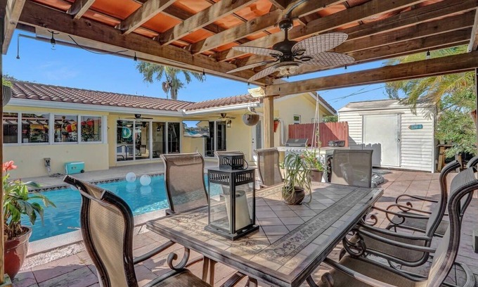 Imperial Point Casa | The Sunshine House Su