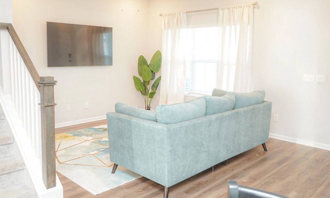Goose Creek Casa | The Sunshine House - 20 mins from Charleston