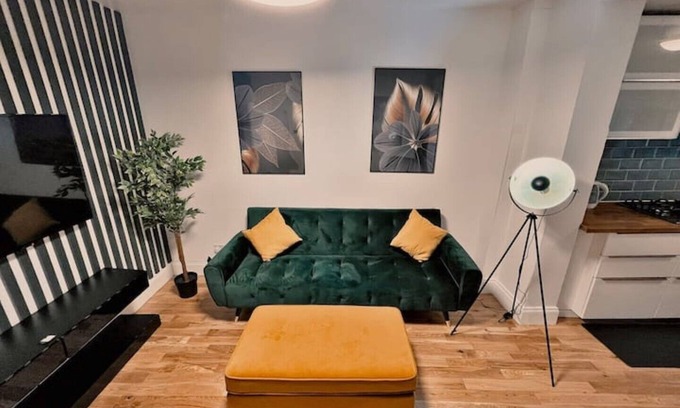 Wall End Casa | The SwankeyTownhouse in the Heart of East London