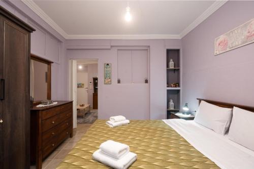 Thissio Apartamento | The Sweetest Acropolis Flat