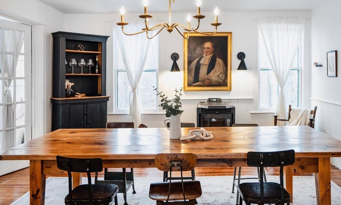 Jeffersonville Otro | The Swiss Hill Farmhouse