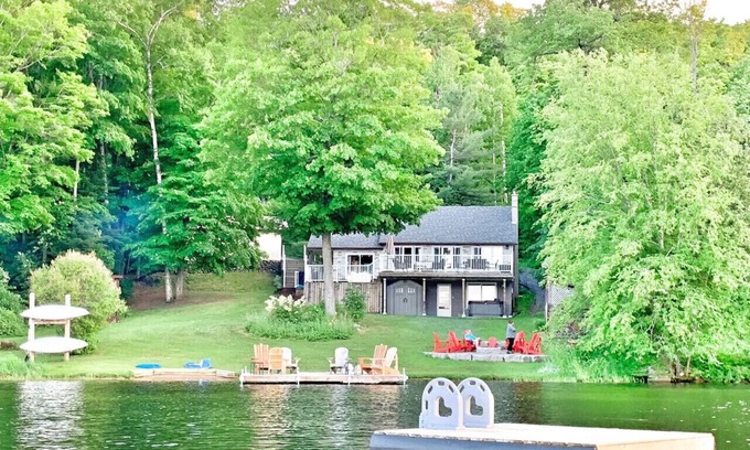 L'Amable Cabaña | The Tait Lakehouse Escape