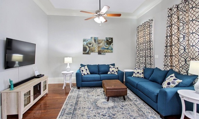 West Riverside Casa | The Tchoup Shop