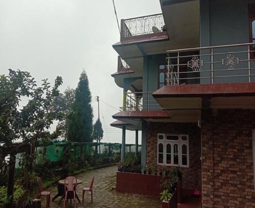 Kurseong Casa | The Tea Garden Homestay by StayApart