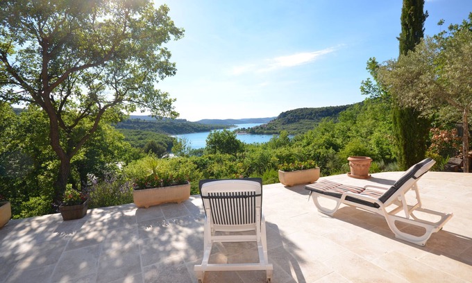 Bauduen Villa | LOS TEMPLOS DEL LAGO
