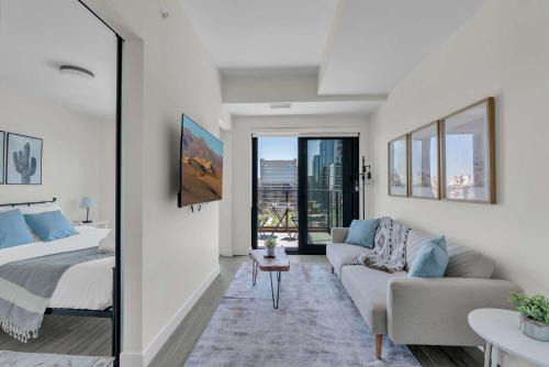 Eau Claire Apartamento | The Terra Flat DT Skyline Views