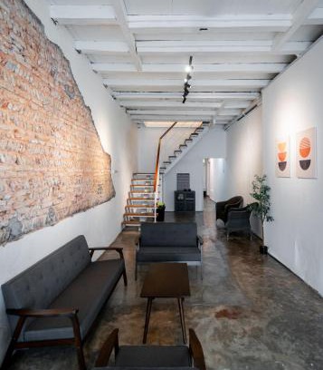 Historic George Town Hostal | The Terraces by Aayu - 2 mins walk to Chulia Street