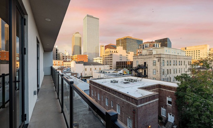 Central Business District Hotel | The Theodore New Orleans