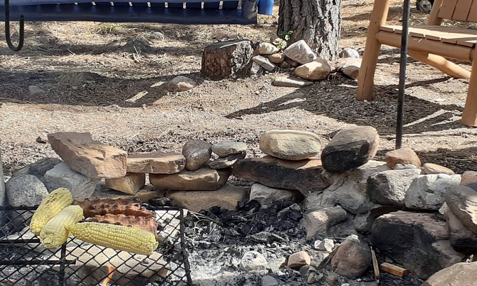 Mountainair Cabina | The Thunderbird Cabin is located 70 miles from abq NM.