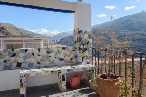 Guejar Sierra Casa | The Tile House