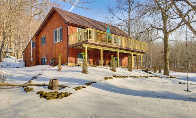 Canandaigua Casa | The Toasted Marshmallow Ski & Lake Retreat