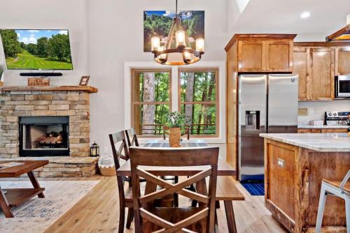 Frank Casa | The Toasted Marshmallow 2 Kings Fire Pit Hiking