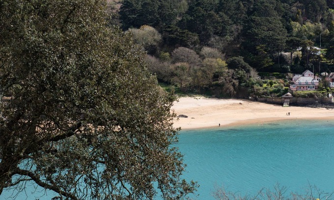 Salcombe Casa | The Tower - a luxury waterfront home, moments from the beach