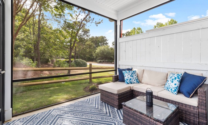 Atlantic Beach Casa | The Townes #2209 Beautifully Decorated Townhome in Barefoot