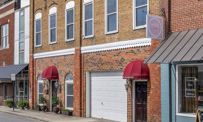 McMinnville Casa | The Townhouse McMinnville