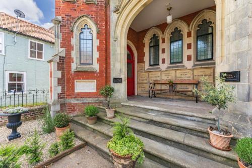Fakenham Casa | The Tracery - Norfolk Cottage Agency