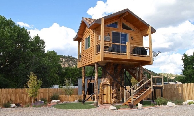 Orderville Cabina | El escape de la casa del árbol