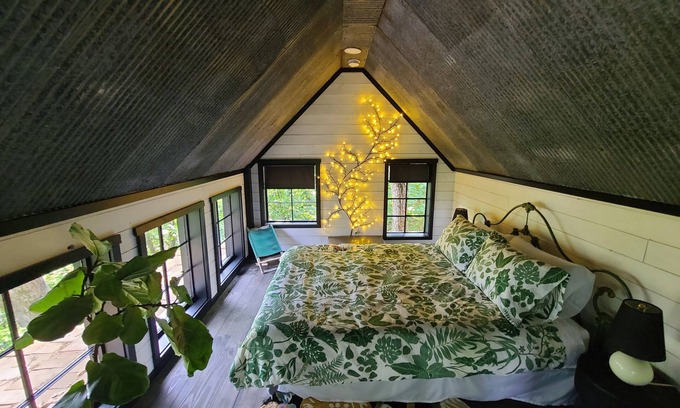 Chattanooga Casa | The Treetop Hideaways at Ruby Falls