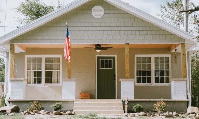 Elizabethton Casa | The Trout House on Watauga River
