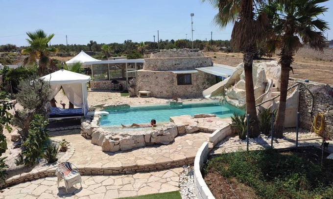 Molfetta Casa | Trullo junto al mar (Trullo sobre el mar)