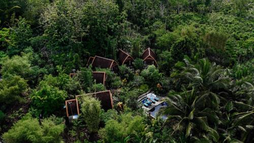 Penida Island Casa | The Tukad Gepuh Cottage and Resto