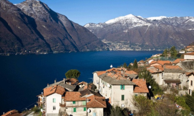 Nesso Apartamento | The Turr de Mezz Nesso-apartment With Lake View Room - Relaxing and Tranquil