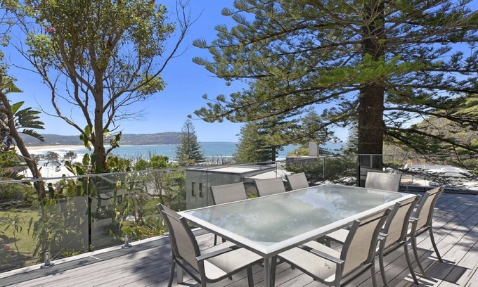 Macmasters Beach Casa | The Ultimate Beach House