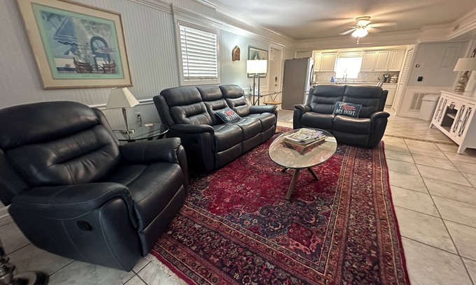Chokoloskee Casa | The Ultimate Fishing Retreat- Comfortable and Convenient!
