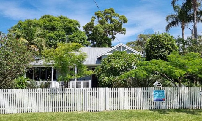 Tea Gardens Casa | The Ultimate Holiday Retreat Pets Welcome