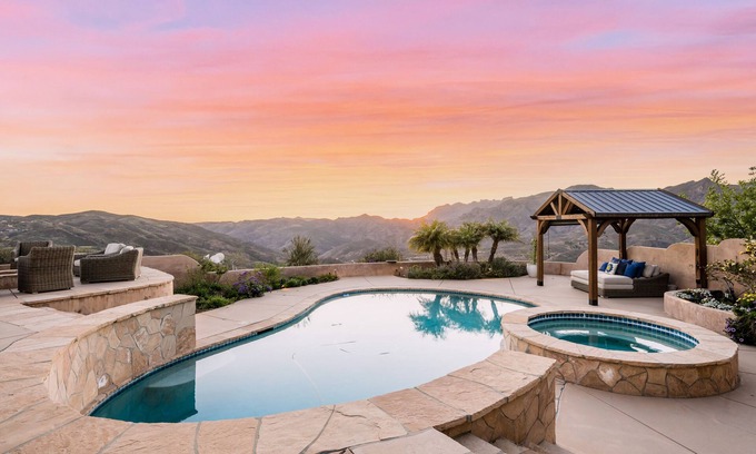 Malibu Casa | The Ultimate Malibu Estate On 10 Acres