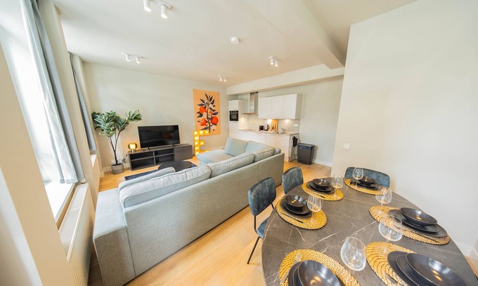 Stadsdriehoek Apartamento | The Urban Riviera 3BDR Apartment JUF