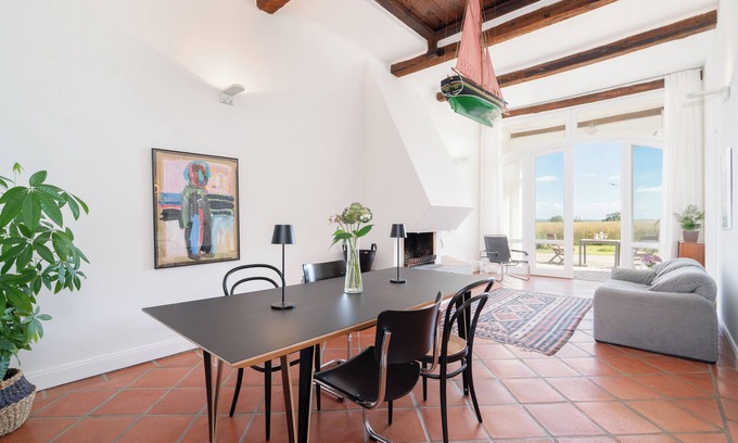 Sierksdorf Apartamento | The vacation apartment - Landblick is idyllically situated in the village of Roge and offers 82 m² of