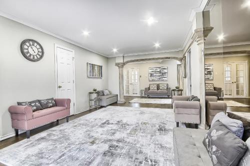 Victoria Village Casa | The Vacation Luxury Unpack, Relax, Enjoy