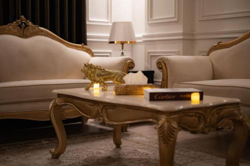 Uttara Apartamento | The Versailles Suite A Designer Home in Dhaka