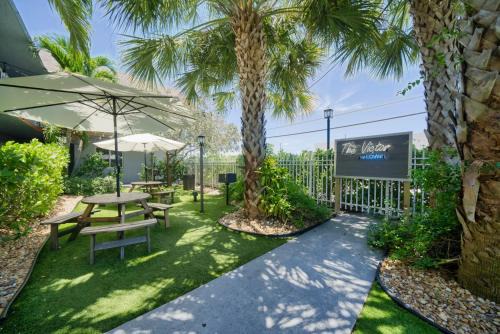 Central Oakland Park Apartamento | The Victor Apartments By Lowkl
