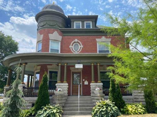 Delphos Casa | The Victorian Guesthouse